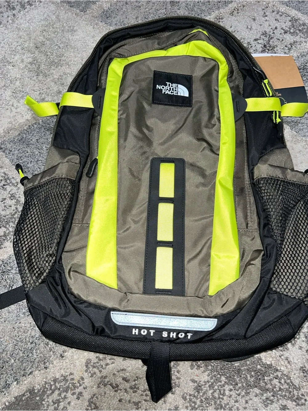 The North Face Hot Shot SE Backpack Taupe Green/TNF Black/Fizz Lime 30L